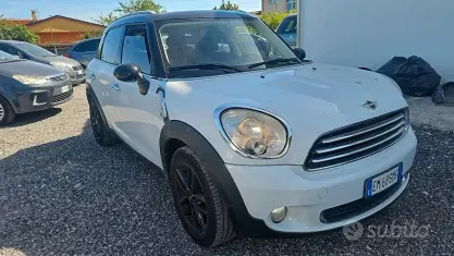 Usata Mini One D Countryman 111 CV (81 kW) 2014 Bianco SUV