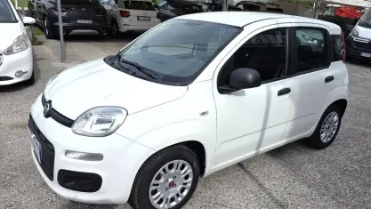 Usata Fiat Panda Easy 69 CV (50 kW) 2018 Bianco Berlina