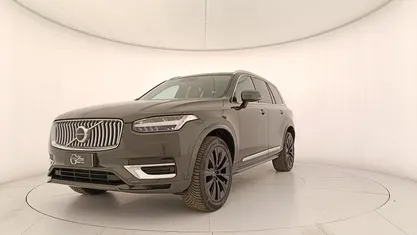 Usata Volvo XC90 Momentum 235 CV (172 kW) 2021 Grigio SUV