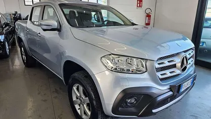 Begagnad Mercedes X250 Progressive 190 HK (139 kW) 2018 Silver Pickup