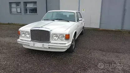 Usata Bentley Eight 200 CV (147 kW) 1986 Bianco Berlina