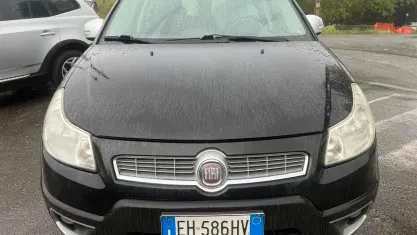 Usata Fiat Sedici Dynamic 120 CV (88 kW) 2012 Nero SUV