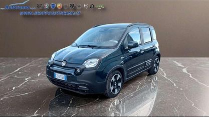 Usata Fiat Panda Cross Cross 69 CV (50 kW) 2025 Verde Utilitaria