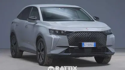 Usata DS Automobiles DS7 Crossback Performance 131 CV (96 kW) 2024 Grigio chiaro SUV