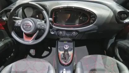Usata Toyota Aygo X Active 72 CV (52 kW) 2022 Bianco SUV