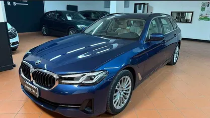 Blu Usata 2021 BMW 530e Luxury Line Station wagon | 22.500 € (Ottimo prezzo)
