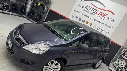 Usata Opel Zafira 150 CV (110 kW) 2009 Grigio Monovolume