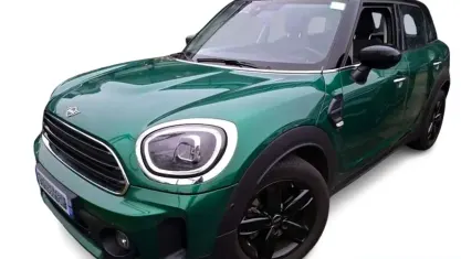 Usata Mini Cooper Countryman Premium Plus 136 CV (100 kW) 2022 Verde SUV