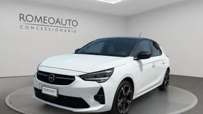Usata Opel Corsa GS Line 101 CV (74 kW) 2021 Bianco Utilitaria