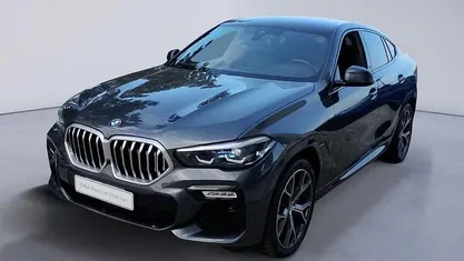 Usata BMW X6 M Sport 340 CV (250 kW) 2021 Artik grau metallizzato SUV