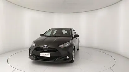 Usata Toyota Yaris Business Edition 116 CV (85 kW) 2022 Nero Utilitaria