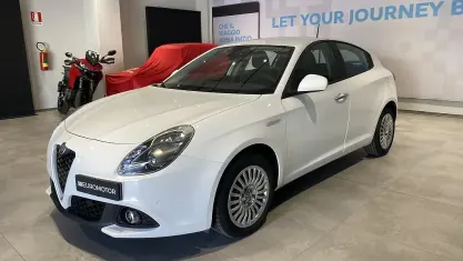 Usata Alfa Romeo Giulietta 120 CV (88 kW) 2018 Bianco Utilitaria