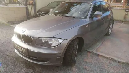Gray Usata 2011 BMW 116 Due volumi | 5999 € (Buon prezzo)