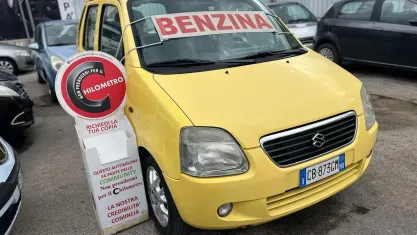 Usata Suzuki Wagon R+ 76 CV (55 kW) 2002 Giallo Monovolume