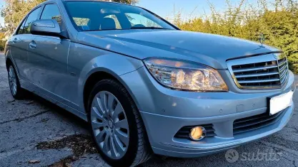 Usata Mercedes C320 224 CV (164 kW) 2008 Grigio Berlina