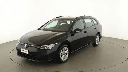 Usata VW Golf VIII Life 131 CV (96 kW) 2021 Nero Station wagon