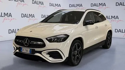 Usata Mercedes GLA200 AMG Line Premium Plus 150 CV (110 kW) 2023 Bianco SUV