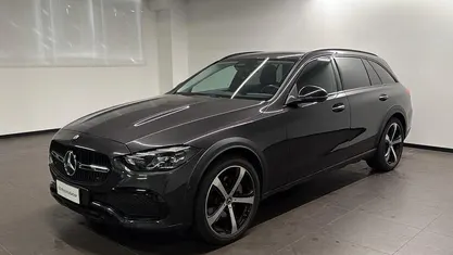 Usata 2023 Mercedes C220 Premium Station wagon | 33.800 € (Buon prezzo)