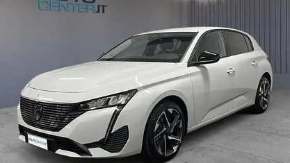 Usata 2025 Peugeot 308 Allure Tre volumi | 28.900 € (Buon prezzo)
