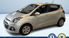 Grigio metallizzato Usata 2016 Hyundai i10 Due volumi | 8900 € (Buon prezzo)