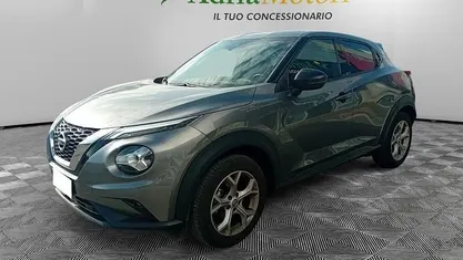 Usata Nissan Juke N-Connecta 117 CV (86 kW) 2020 Grigio scuro SUV