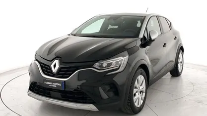 Usata Renault Captur Zen 94 CV (69 kW) 2022 SUV