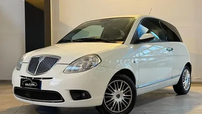 Usata Lancia Ypsilon 69 CV (50 kW) 2009 Utilitaria