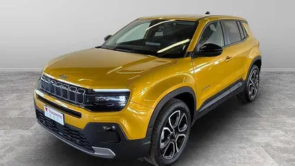 Begagnad Jeep Avenger Summit 101 HK (74 kW) 2025 SUV