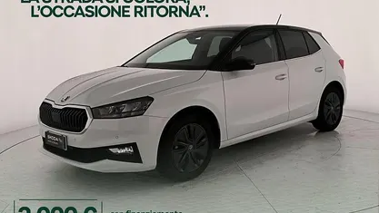 Usata Skoda Fabia Style 95 CV (69 kW) 2025 Bianco luna metallizzato nero tulipano perlato Utilitaria