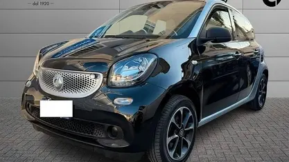 Usata Smart ForFour Passion 71 CV (52 kW) 2016 Nero Utilitaria