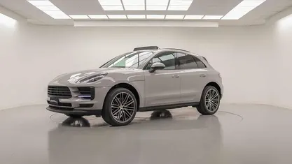 Usata Porsche Macan 360 CV (264 kW) 2020 Grigio vulcano metalizzato SUV