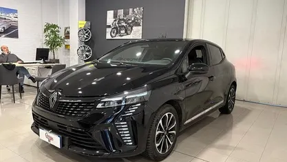 Usata Renault Clio V Techno 91 CV (66 kW) 2025 Berlina