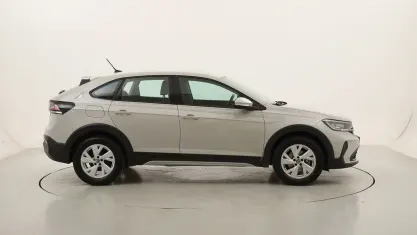 Usata VW Taigo Life 95 CV (69 kW) 2023 Beigebeige SUV