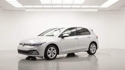 Argento Usata 2020 VW Golf VII Life Tre volumi | 20.990 € (Buon prezzo)