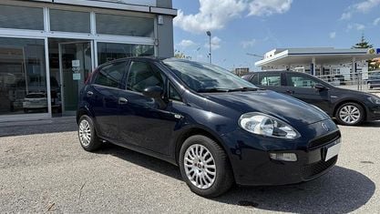 Usata Fiat Punto Street 77 CV (56 kW) 2016 Nero Utilitaria