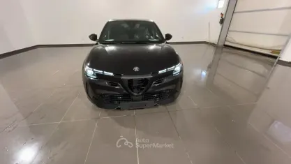 Nuova Alfa Romeo GT Junior Edizione Speciale 136 CV (100 kW) 2026 Nero SUV