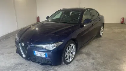 Blu Usata 2021 Alfa Romeo Giulia Tre volumi | 22.800 € (Buon prezzo)
