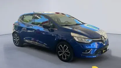 Usata Renault Clio Zen 90 CV (66 kW) 2019 Blu Utilitaria