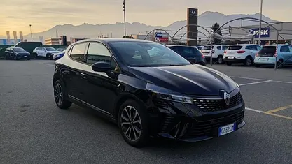 Usata Renault Clio V Techno 91 CV (66 kW) 2025 Berlina