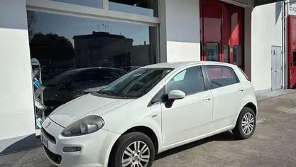 Usata Fiat Punto Street 77 CV (56 kW) 2014 Utilitaria