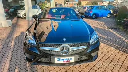 Usata Mercedes SLC180 156 CV (114 kW) 2017 Nero Cabrio
