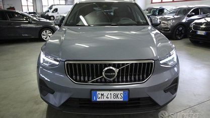 Gebraucht Volvo XC40 Core 179 PS (131 kW) 2022 Grau SUV