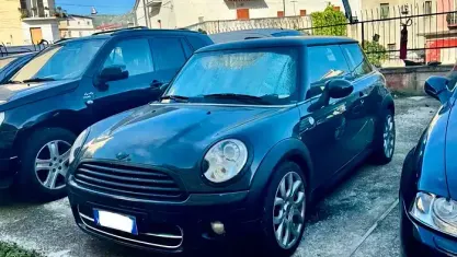 Usata Mini Cooper D 109 CV (80 kW) 2008 Nero Utilitaria