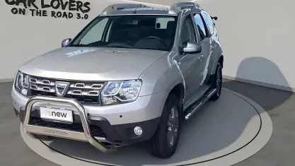 Begagnad Dacia Duster Lauréate 109 HK (80 kW) 2014 Grå SUV