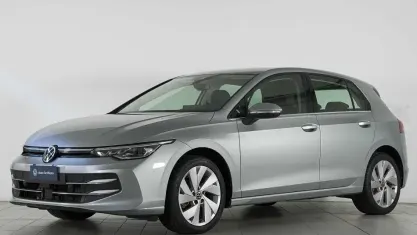 Usata VW Golf VIII 150 CV (110 kW) 2025
