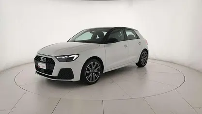 Bianco ghiacciaio metallizzato Usata 2022 Audi A1 Sportback Due volumi | 22.900 € (Buon prezzo)
