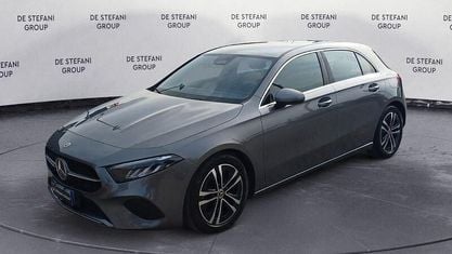 Begagnad Mercedes A180 Advanced 116 HK (85 kW) 2024 Grå Halvkombi
