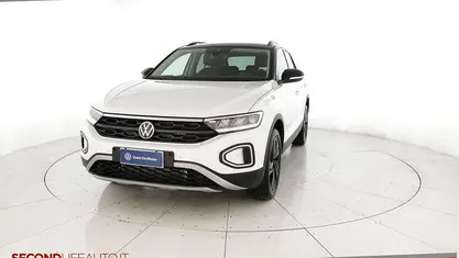 Bianco Nuova 2025 VW T-Roc Life SUV | 30.900 € (Buon prezzo)