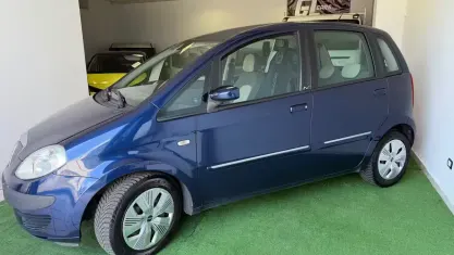 Usata Lancia Musa 95 CV (69 kW) 2008 Blu Monovolume