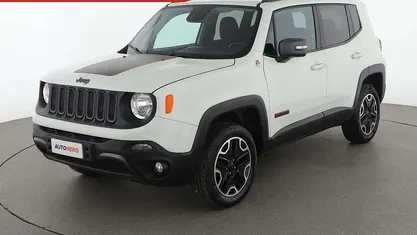 Usata Jeep Renegade Trailhawk 170 CV (125 kW) 2018 Bianco SUV
